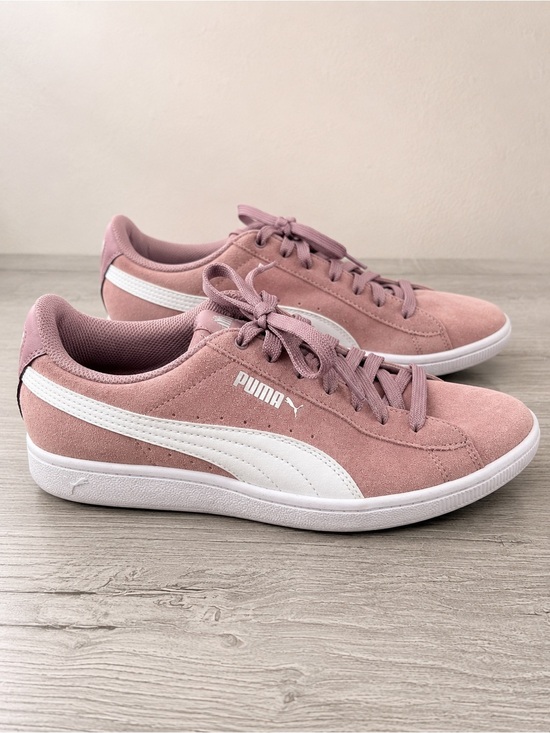 Puma Shoes - PUMA Suede Classic Women's Sneakers in Dusty Pink Size 7.5